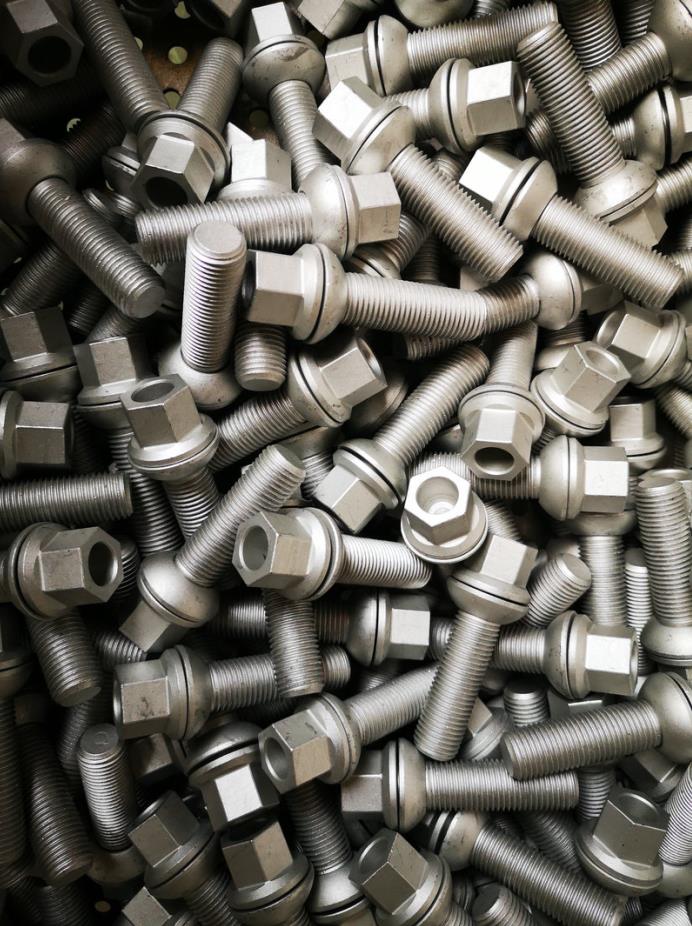 非標(biāo)螺栓螺母